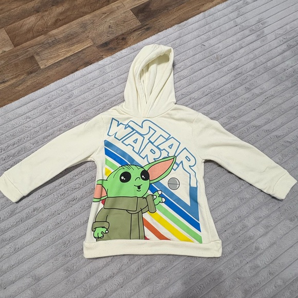 🌈 Star Wars Grogu (Baby Yoda) Hoodie – Size 10/12 – Soft & Cozy! - Picture 2 of 4